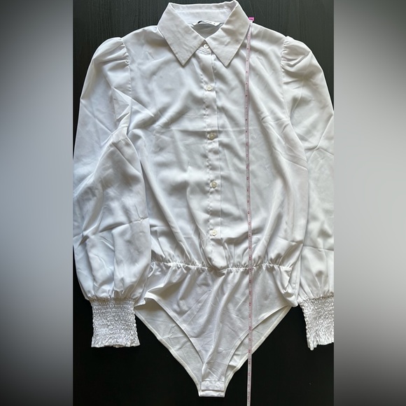 LIKE NEW Mangopop Long Sleeve Button Down Collared Bodysuit White Size M - Picture 4 of 14